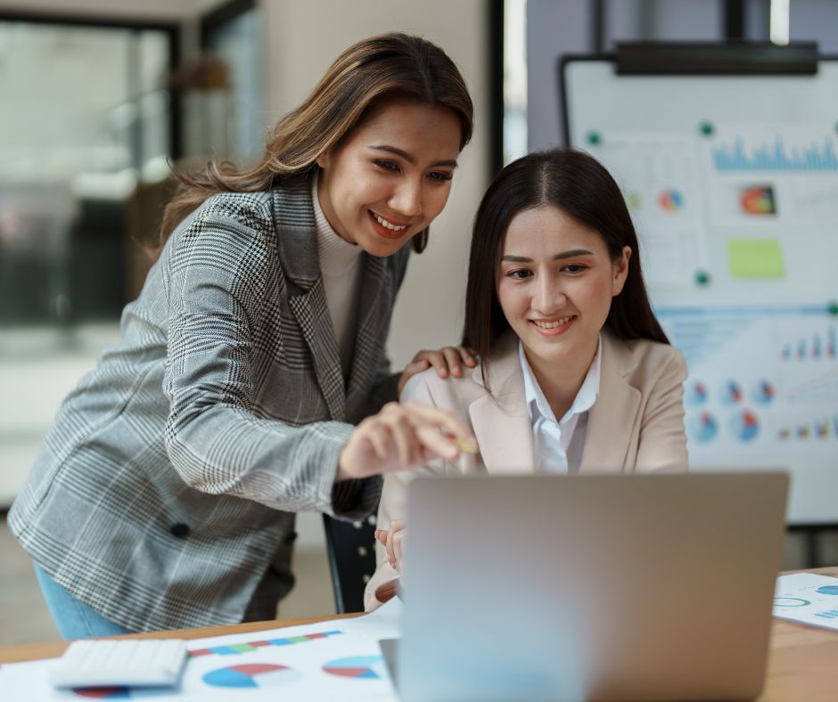 üzleti elemző felmérés eredményeinek megvitatása